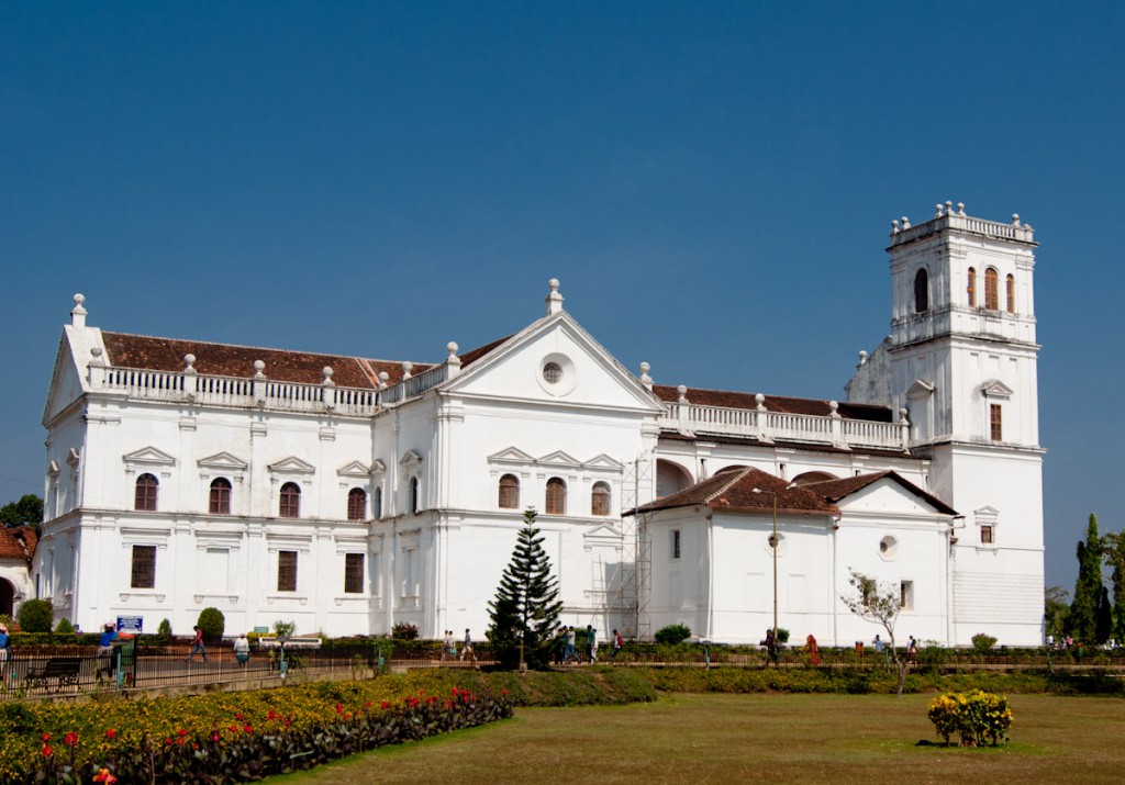 Portuguese churches in Goa  - Se Cathedral Church 